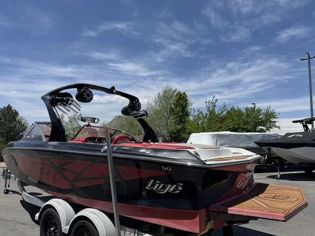 Slide: The Image of Tigé RZ2 2010 - 5