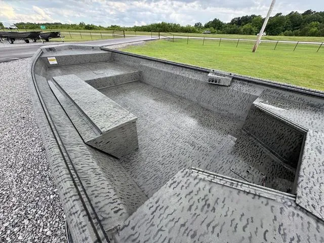 Slide: The Image of War Eagle 1754 Ldv 2025 - 5