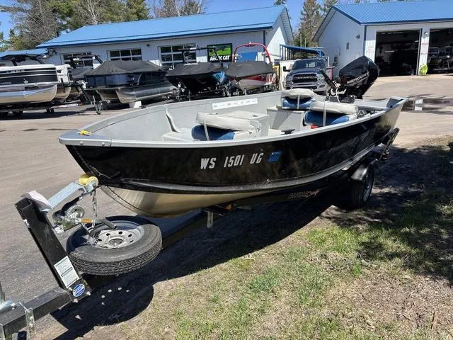 Slide: The Image of Alumacraft V14 2022 - 4