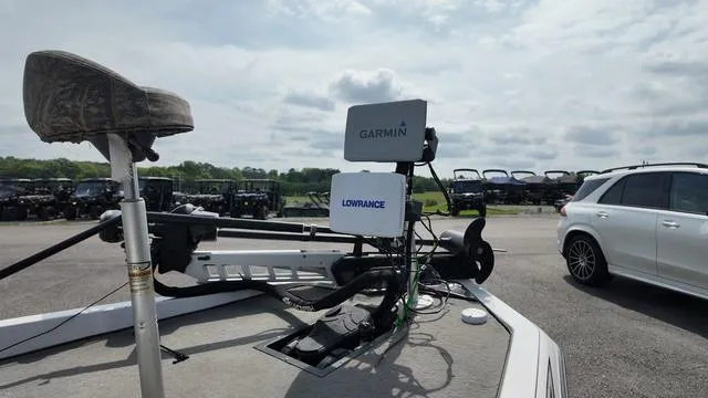 Slide: The Image of 1997 Pro Craft 200 Super Pro boat with Garmin and Lowrance equipment on deck. - 8