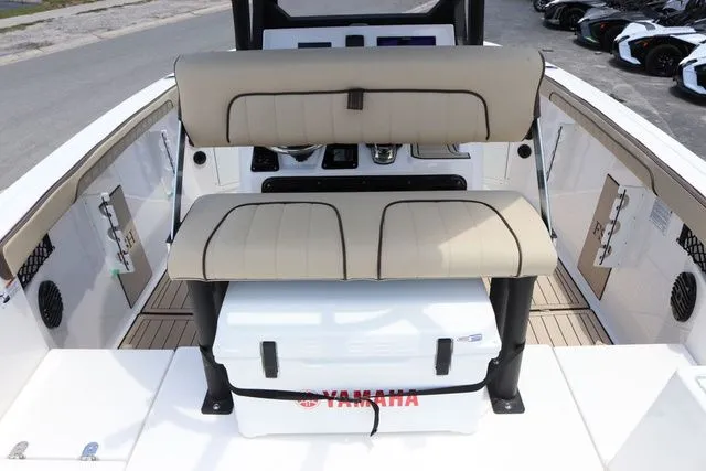 Slide: The Image of Yamaha 222 FSH Sport E 2025 - 11