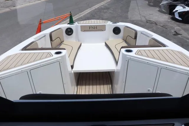 Slide: The Image of Yamaha 222 FSH Sport E 2025 - 16