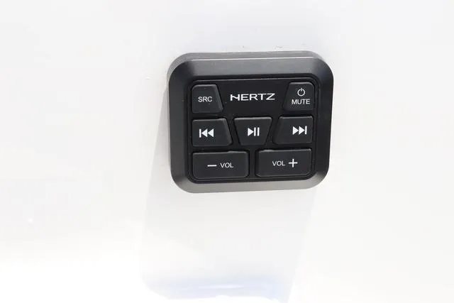 Slide: The Image of Yamaha 222 FSH Sport E 2025 - 32