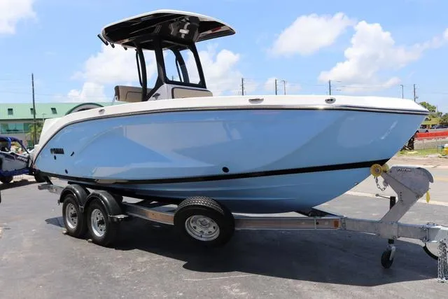 Slide: The Image of Yamaha 222 FSH Sport E 2025 - 7