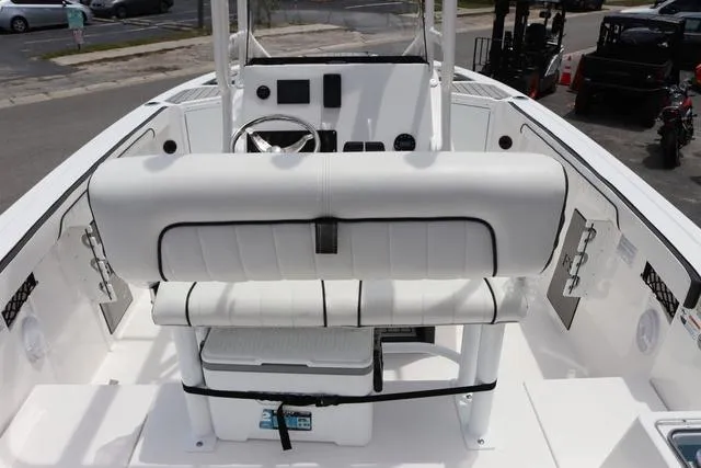 Slide: The Image of Yamaha 222 FSH Sport 2025 - 12