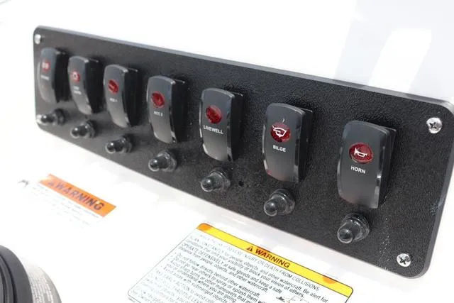 Slide: The Image of Yamaha 222 FSH Sport 2025 - 19