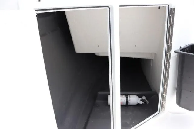 Slide: The Image of Yamaha 222 FSH Sport 2025 - 22