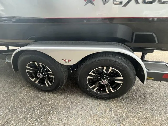 Slide: The Image of Vexus AVX 2100 2025 - 23