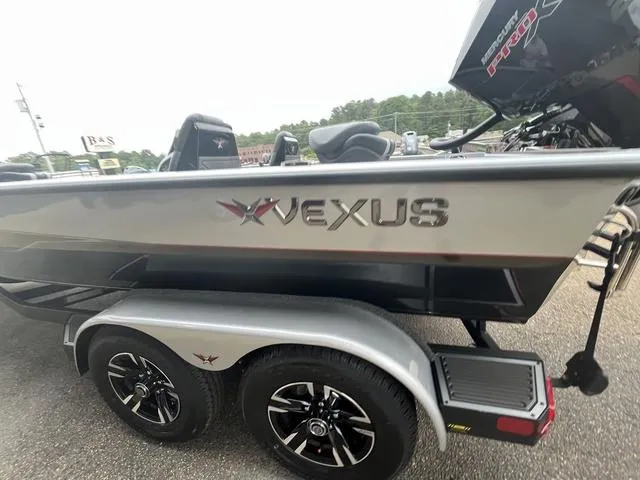 Slide: The Image of Vexus AVX 2100 2025 - 24