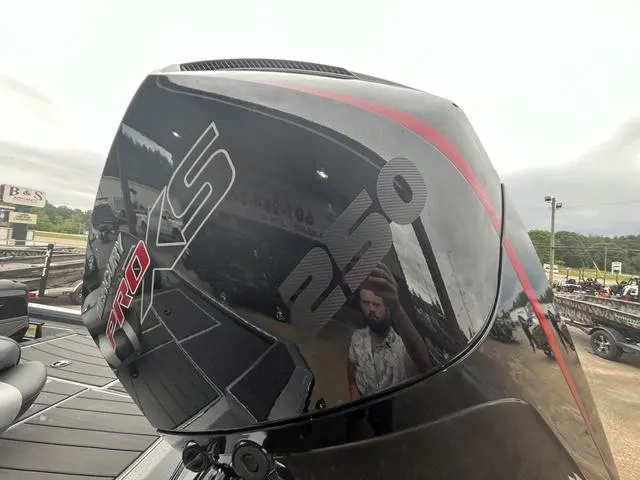 Slide: The Image of Vexus AVX 2100 2025 - 26