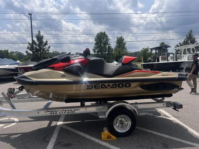 Slide: The Image of Sea-Doo RXP-X 325 WITH SOUND SYSTEM 2025 - 4