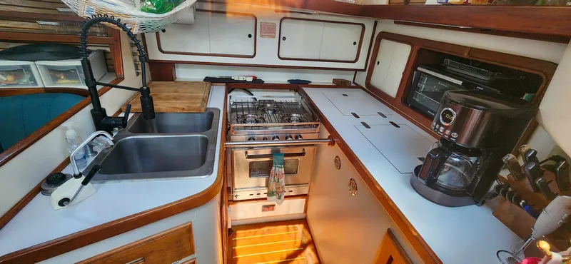 Slide: The Image of Morgan 44 Center Cockpit 1989 - 55