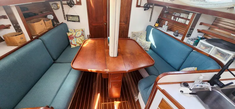 Slide: The Image of Morgan 44 Center Cockpit 1989 - 62