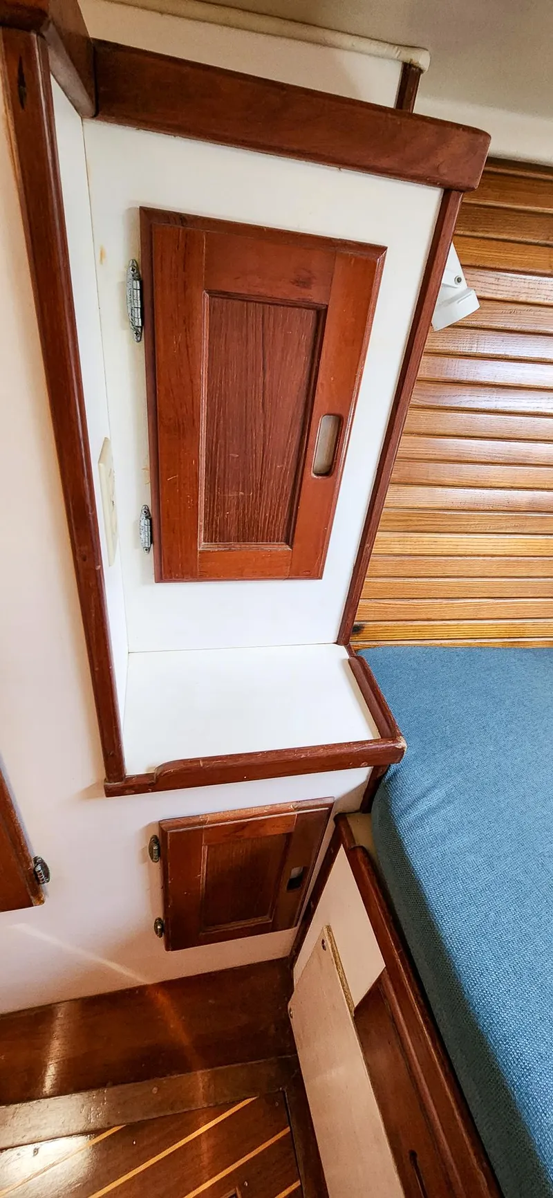 Slide: The Image of Morgan 44 Center Cockpit 1989 - 71