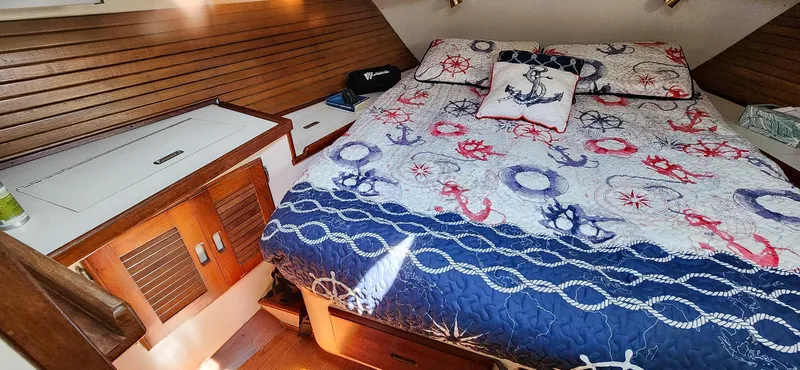 Slide: The Image of Morgan 44 Center Cockpit 1989 - 80