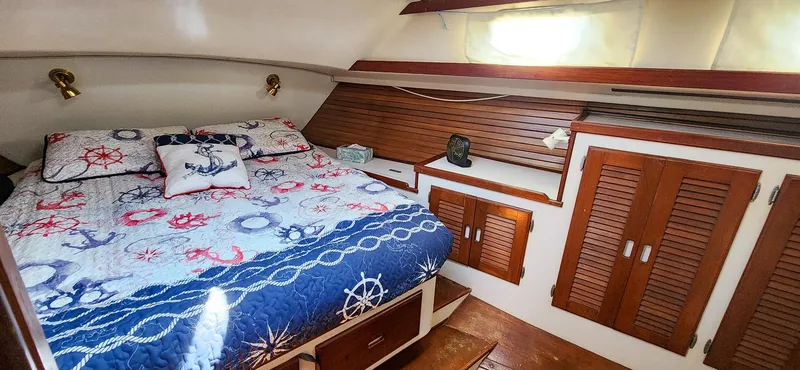 Slide: The Image of Morgan 44 Center Cockpit 1989 - 83