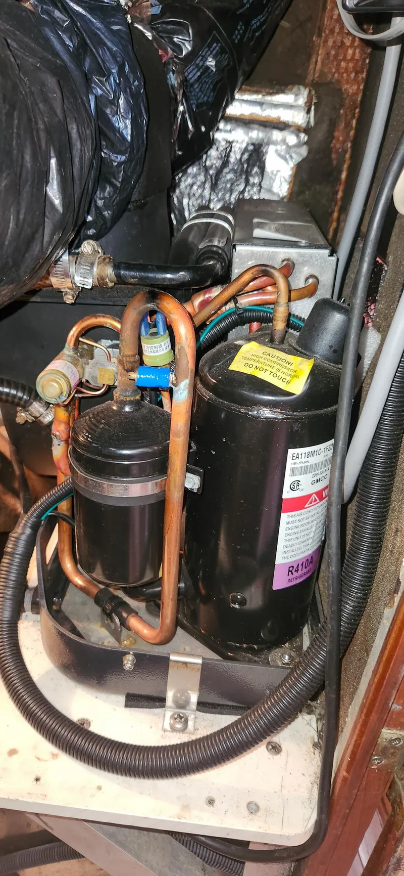 Slide: The Image of Morgan 44 Center Cockpit 1989 - 90