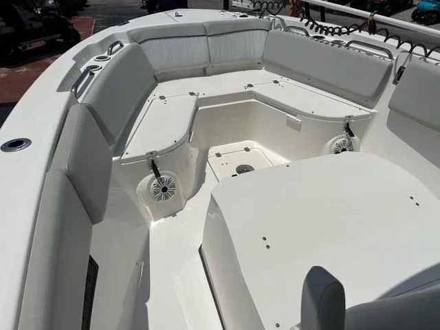 Slide: The Image of Sea Fox 268 Commander 2020 - 12