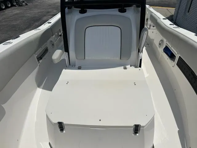 Slide: The Image of Sea Fox 268 Commander 2020 - 14