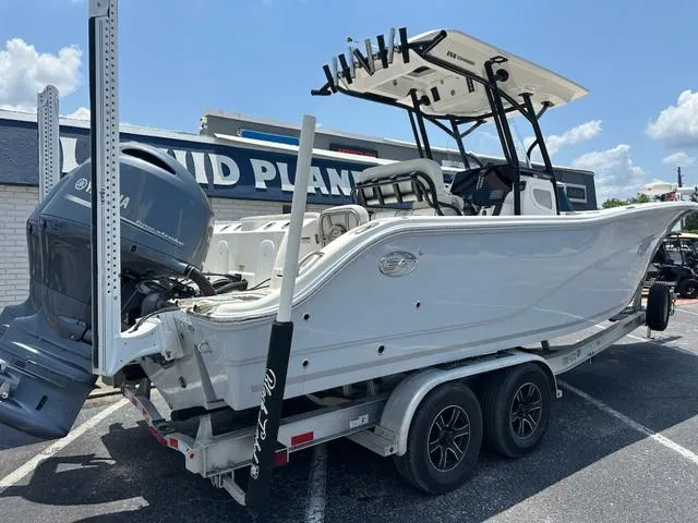 Slide: The Image of Sea Fox 268 Commander 2020 - 6