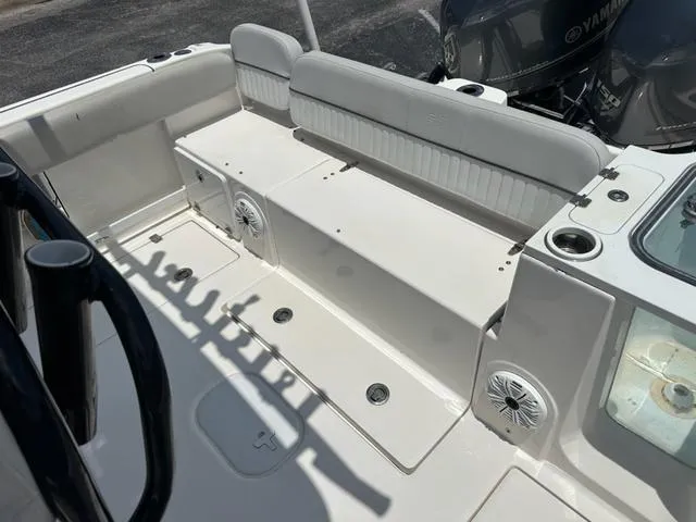 Slide: The Image of Sea Fox 268 Commander 2020 - 9