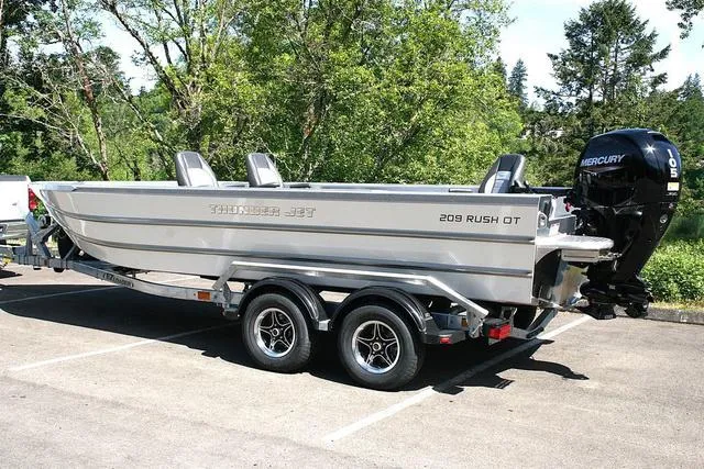 Slide: The Image of Thunder Jet 209 Rush OT 2025 - 3