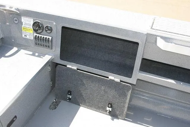 Slide: The Image of Thunder Jet 209 Rush OT 2025 - 9