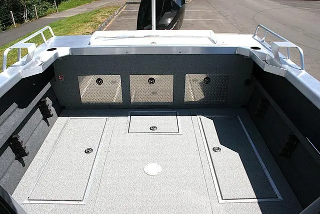 Slide: The Image of Thunder Jet 210 Luxor Limited 2025 - 10