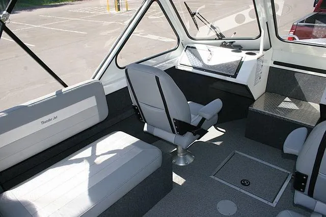 Slide: The Image of Thunder Jet 210 Luxor Limited 2025 - 7