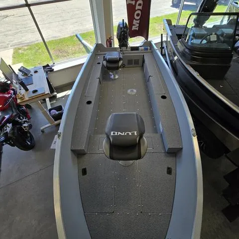 Slide: The Image of Lund 1600 Fury Heritage Edition 2025 - 4