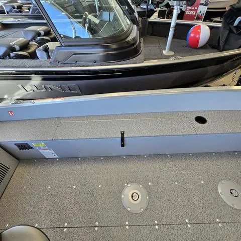 Slide: The Image of Lund 1600 Fury Heritage Edition 2025 - 8