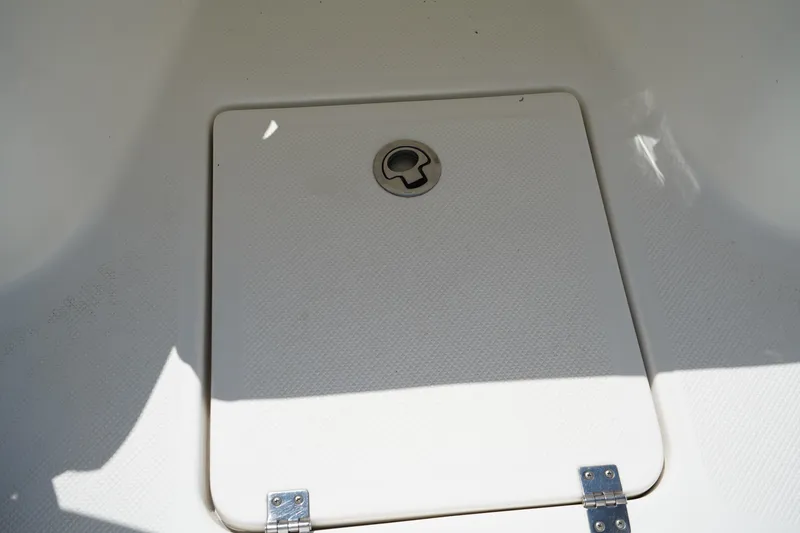 Slide: The Image of Hatch cover on 2016 Sea Fox 246 Commander boat deck. - 39