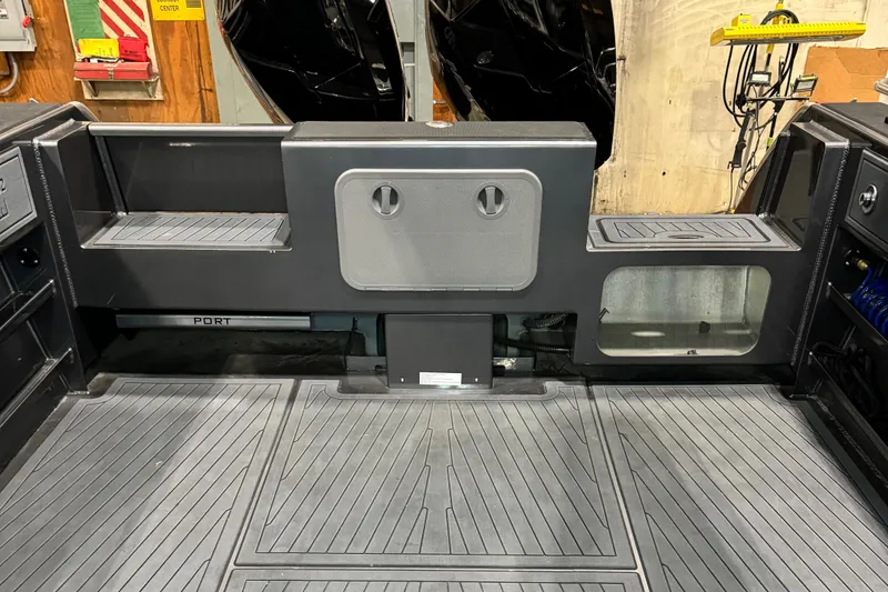 Slide: The Image of 2020 Extreme Boats 795 Walk Around twin engine design - 17