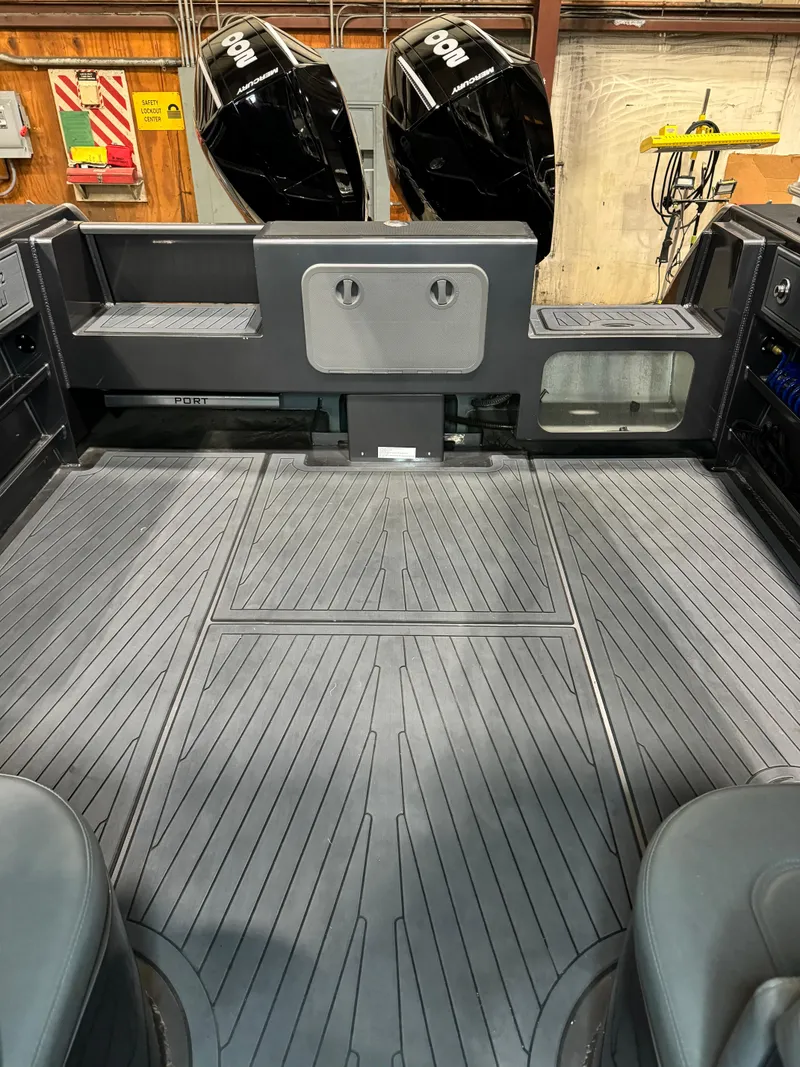 Slide: The Image of 2020 Extreme Boats 795 Walk Around Cockpit SeaDek and transom - 5