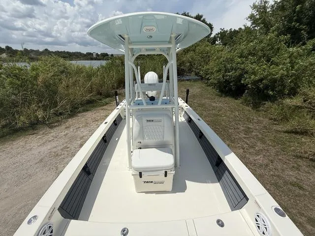 Slide: The Image of Pathfinder 2500 Hybrid 2025 - 21