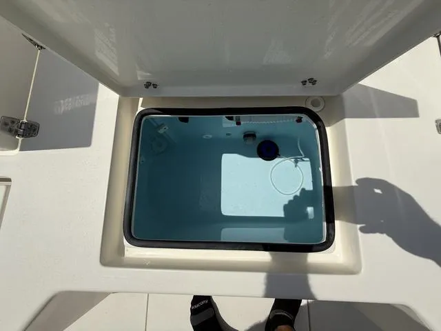 Slide: The Image of Pathfinder 2500 Hybrid 2025 - 27