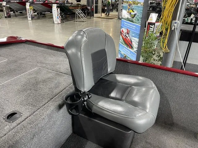 Slide: The Image of 2020 Tracker BASS TRACKER® Classic XL boat seat with cup holder in showroom. - 22