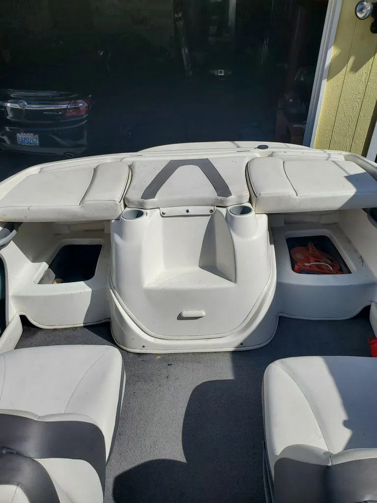 Slide: The Image of Bayliner 185 Bowrider 2008 - 9