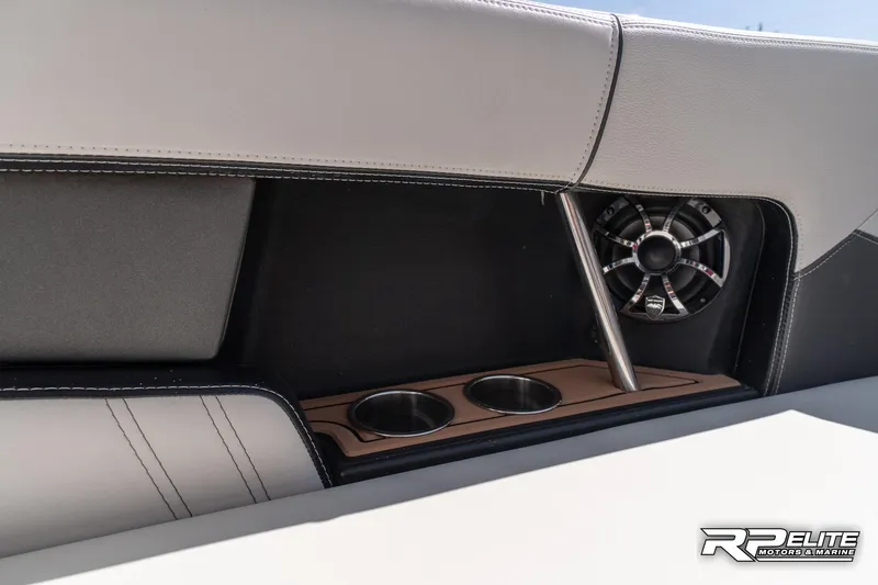 Slide: The Image of Nautique Super Air Nautique 230 2014 - 51