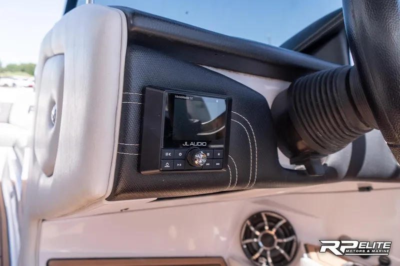 Slide: The Image of Nautique Super Air Nautique 230 2014 - 57