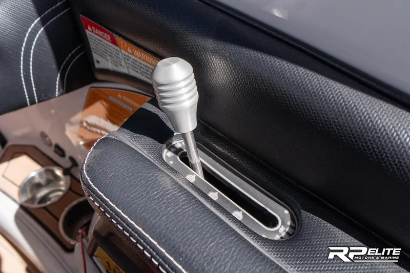 Slide: The Image of Nautique Super Air Nautique 230 2014 - 60