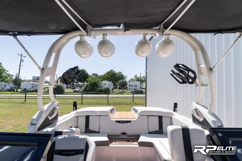 Slide: The Image of Nautique Super Air Nautique 230 2014 - 70