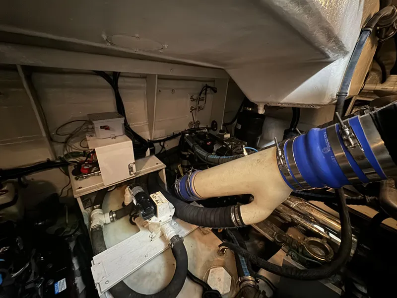 Slide: The Image of Sea Ray 510 Sundancer 2016 - 122