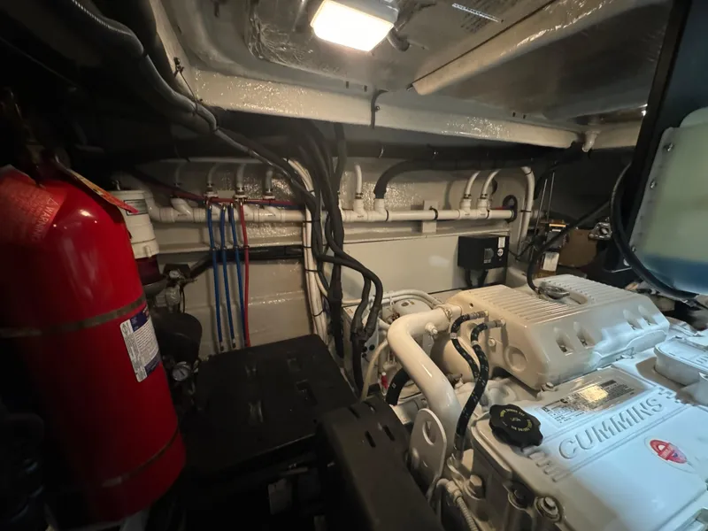 Slide: The Image of Sea Ray 510 Sundancer 2016 - 124