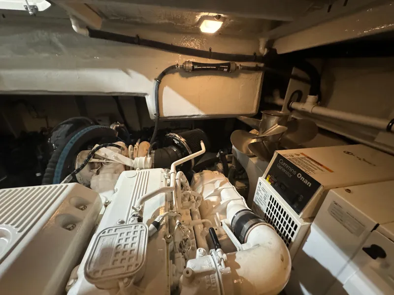 Slide: The Image of Sea Ray 510 Sundancer 2016 - 128