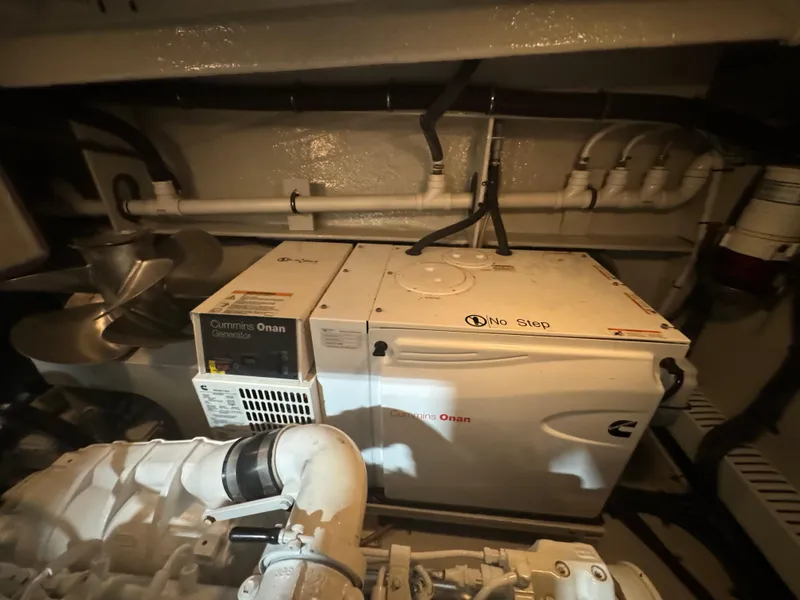 Slide: The Image of Sea Ray 510 Sundancer 2016 - 130