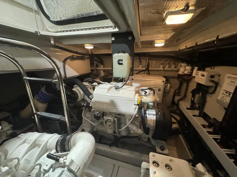 Slide: The Image of Sea Ray 510 Sundancer 2016 - 132