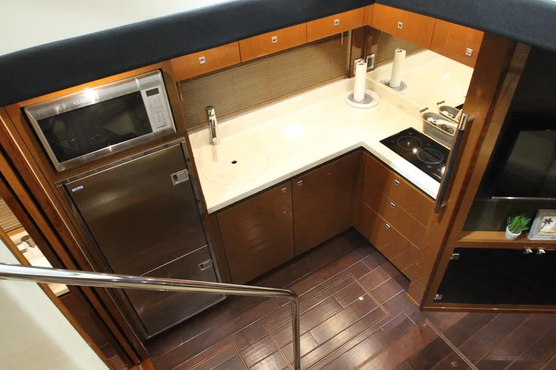 Slide: The Image of Sea Ray 510 Sundancer 2016 - 55