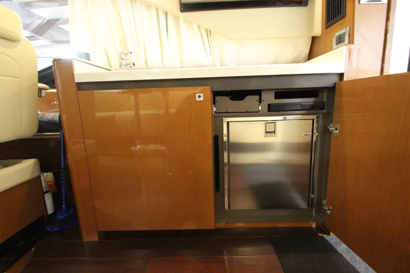 Slide: The Image of Sea Ray 510 Sundancer 2016 - 59