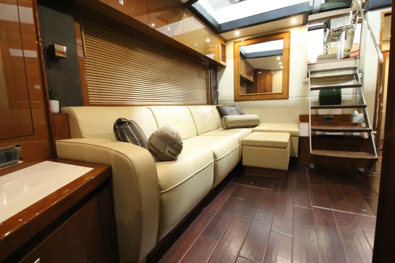 Slide: The Image of Sea Ray 510 Sundancer 2016 - 66